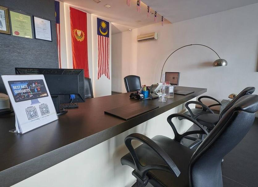 Front desk Photo