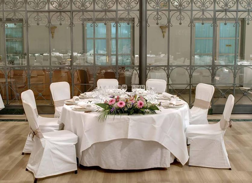 Banquet hall Photo