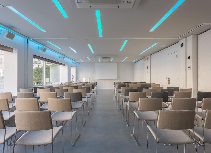 Conference room Photo