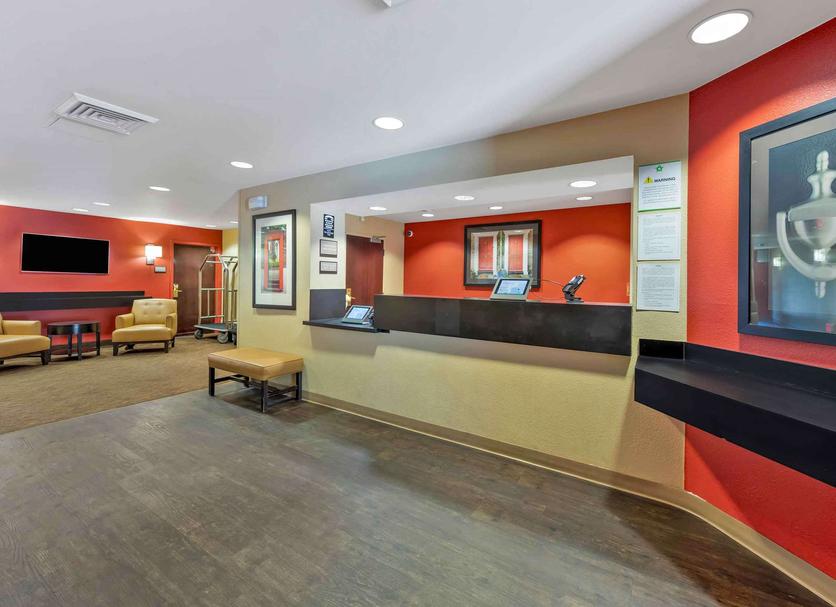 Front desk Photo