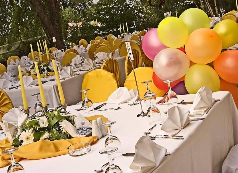 Banquet hall Photo
