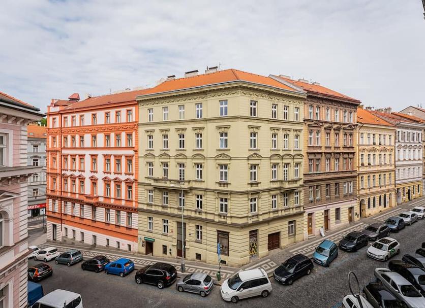 Building Photo