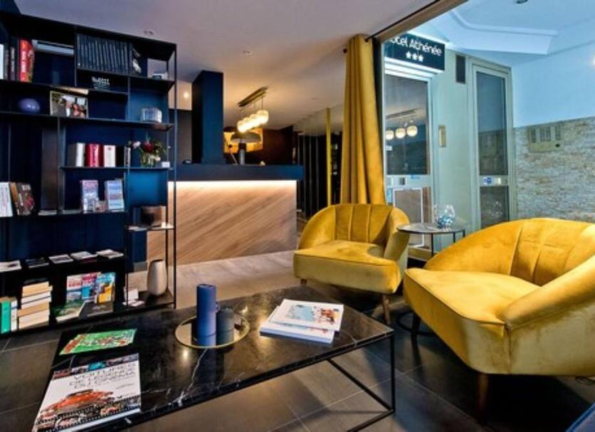 Lounge Photo