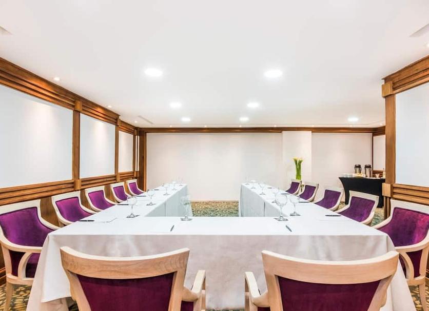 Conference room Photo