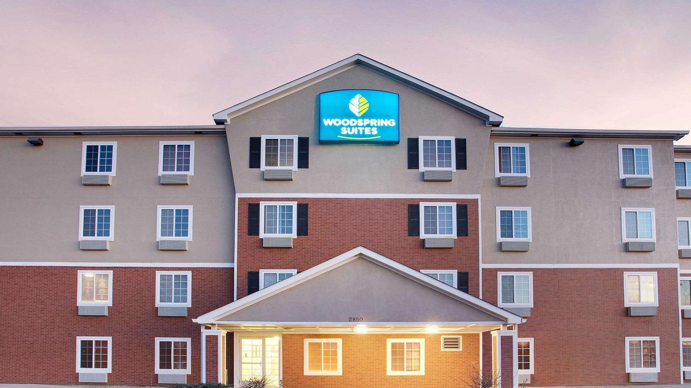 Woodspring Suites Fort Wayne