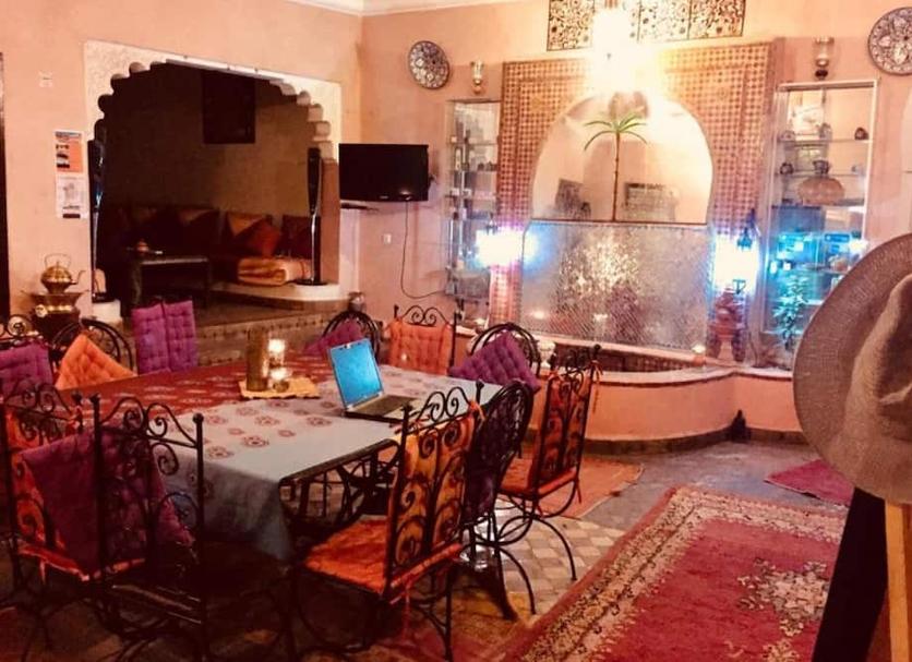 Dining room Photo