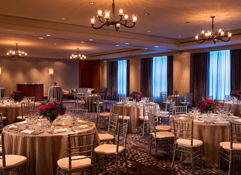 Banquet hall Photo