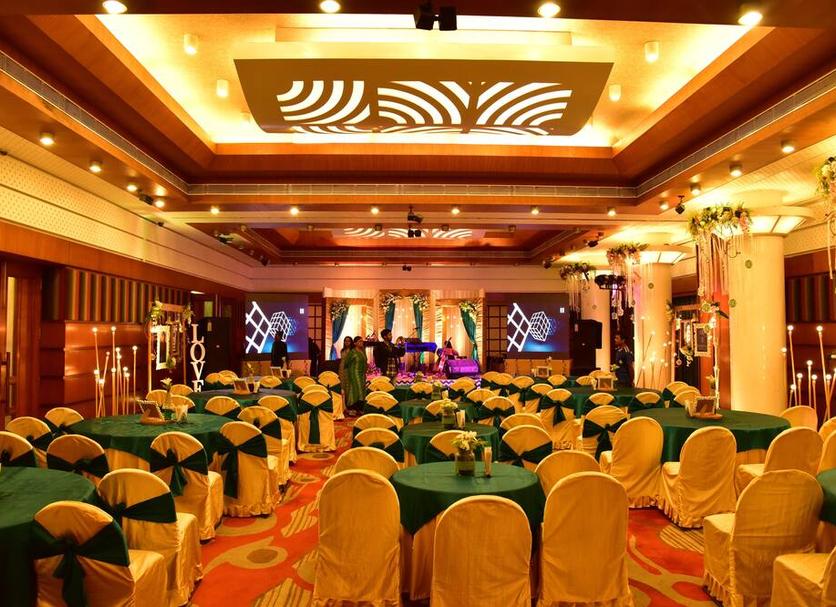 Banquet hall Photo