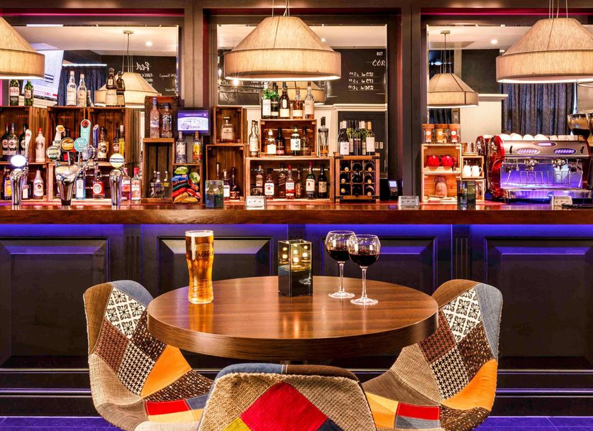 Bar Photo