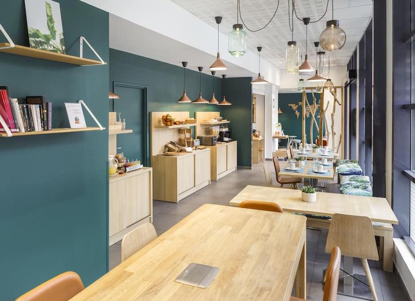 Restaurant Photo