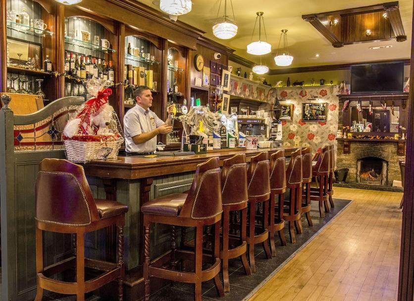 Bar Photo