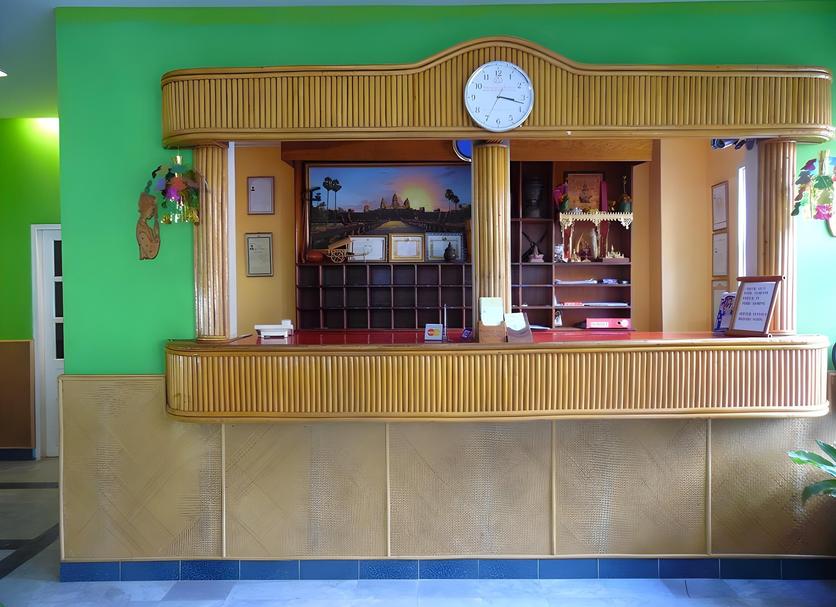 Front desk Photo