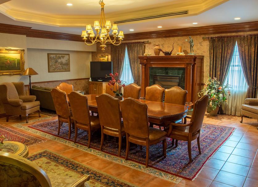 Dining room Photo