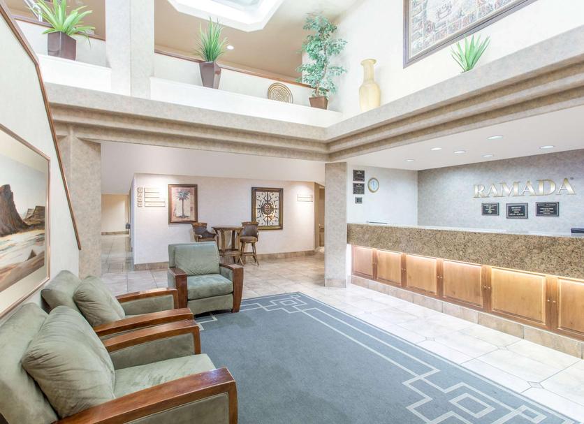 Front desk Photo