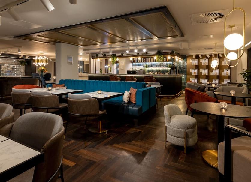 Bar Photo