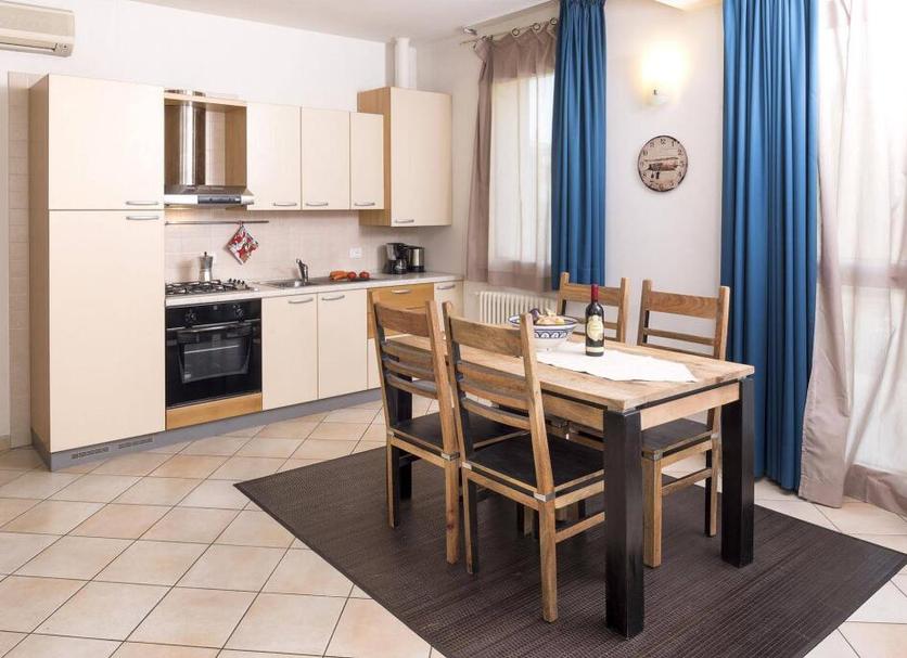 Kitchen Photo