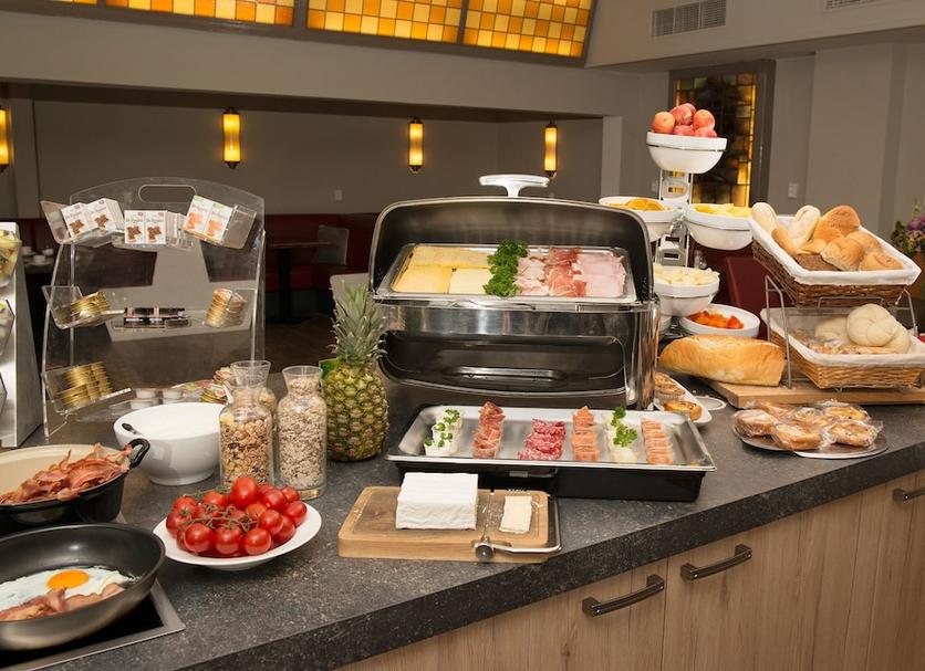 Buffet Photo