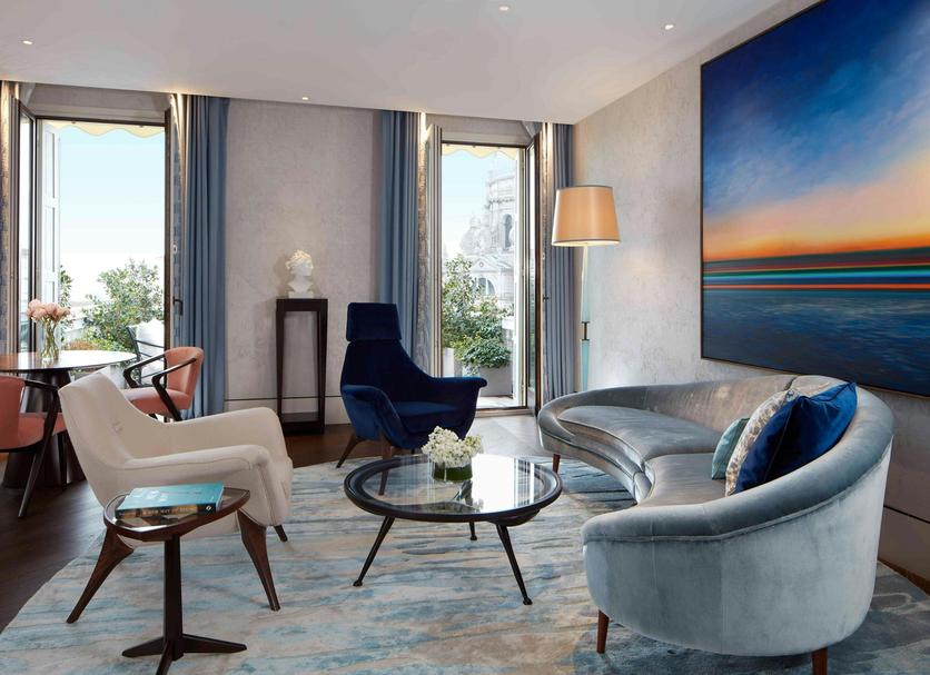 Living room Photo