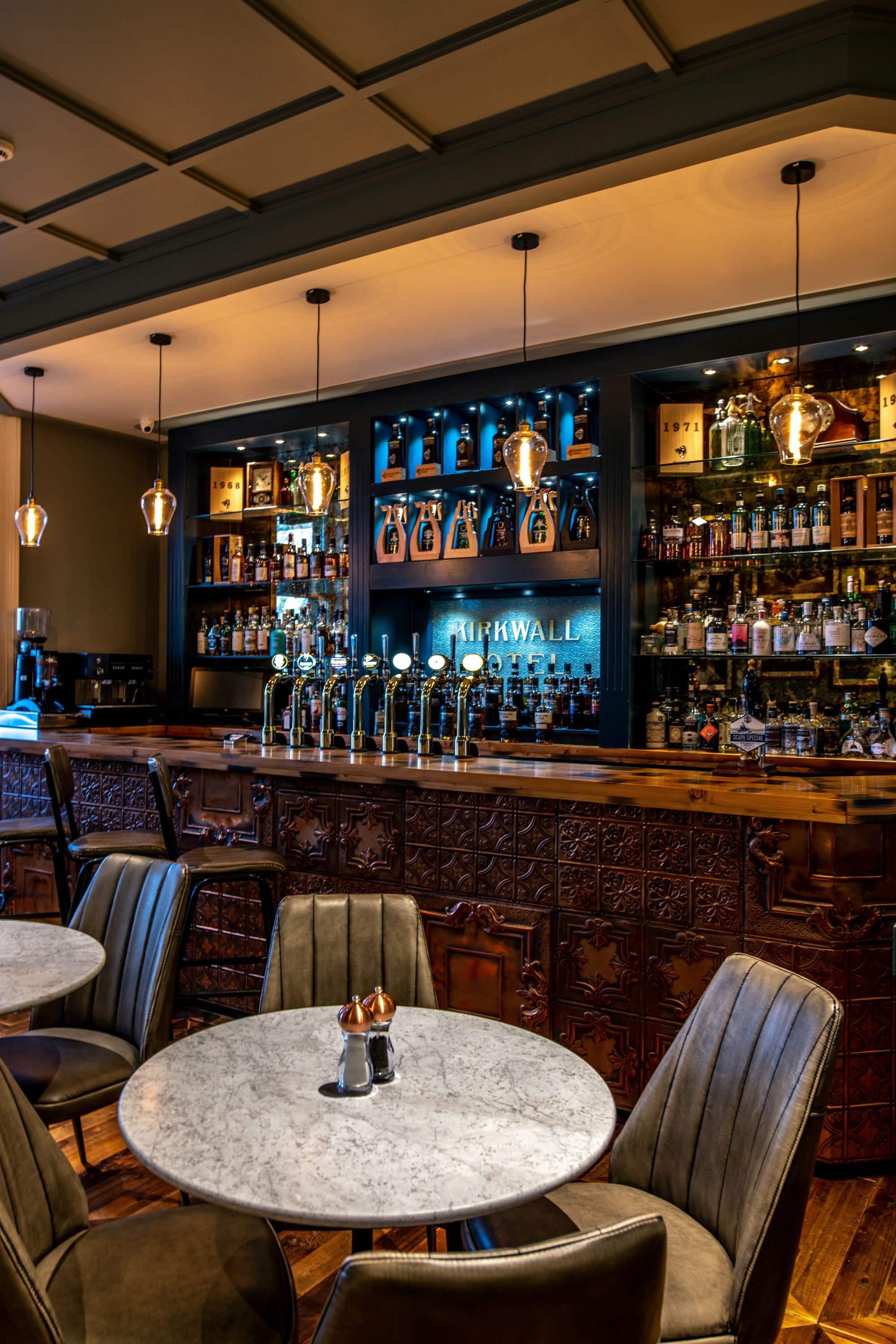 Bar Photo