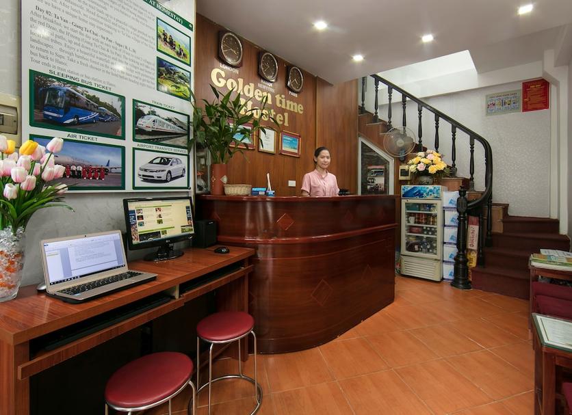 Front desk Photo