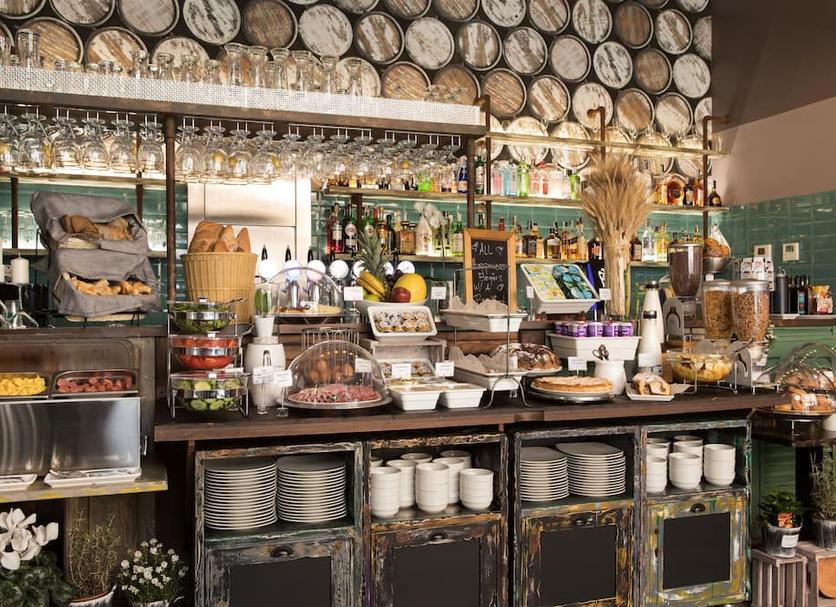 Buffet Photo