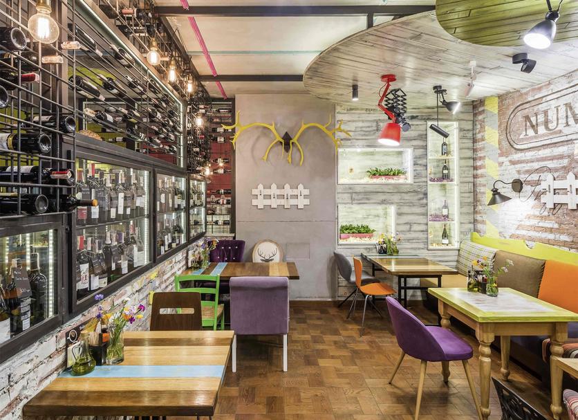 Restaurant Photo