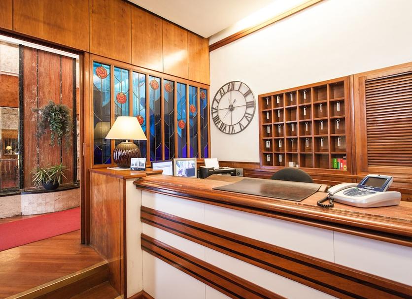 Front desk Photo
