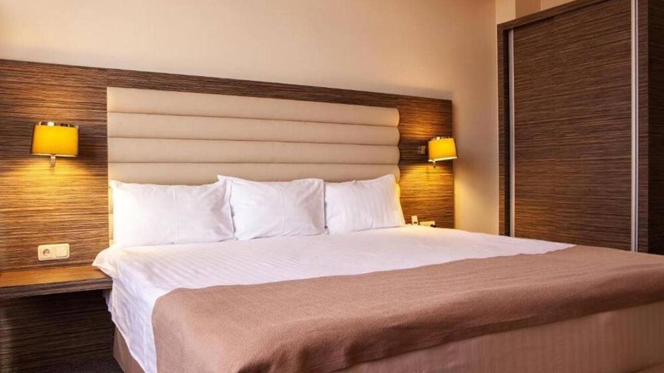 President Hotel By Hrazdan Hotel Cjsc