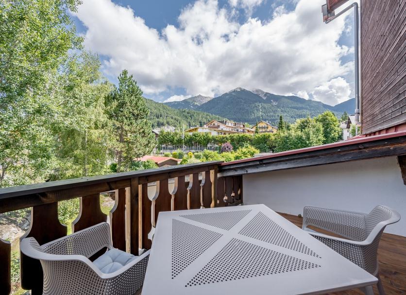 Balcony Photo
