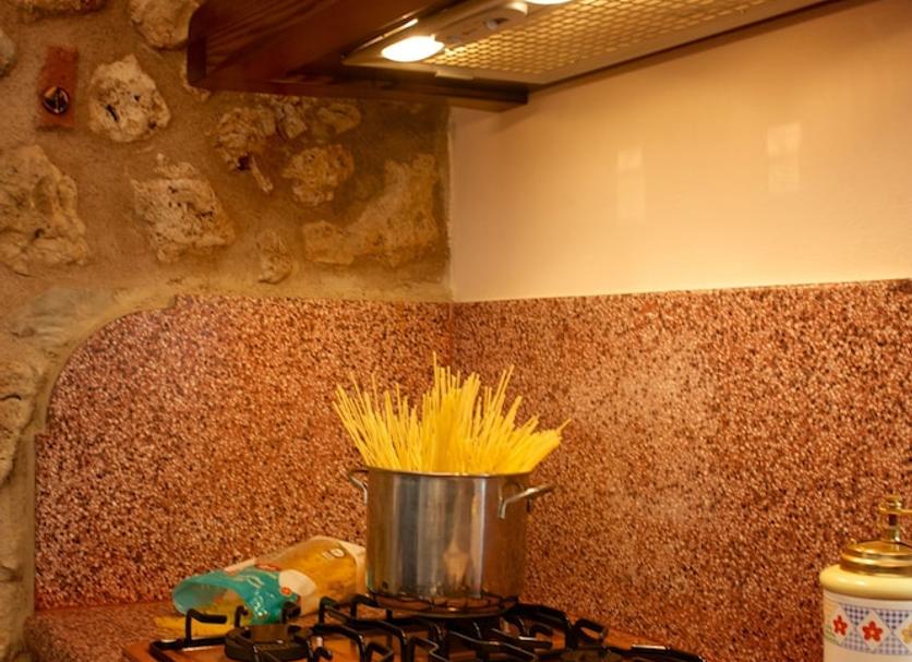 Kitchen Photo