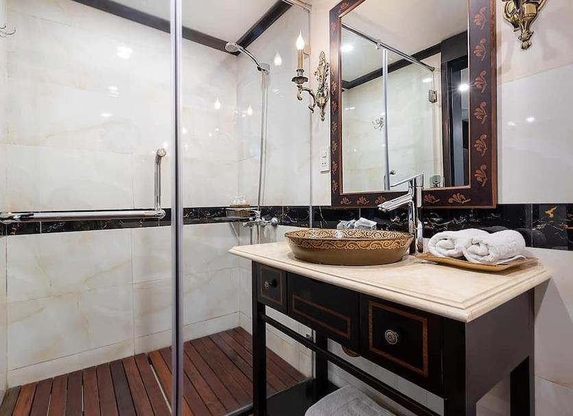 Bathroom Photo