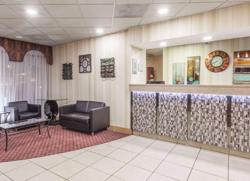 Front desk Photo