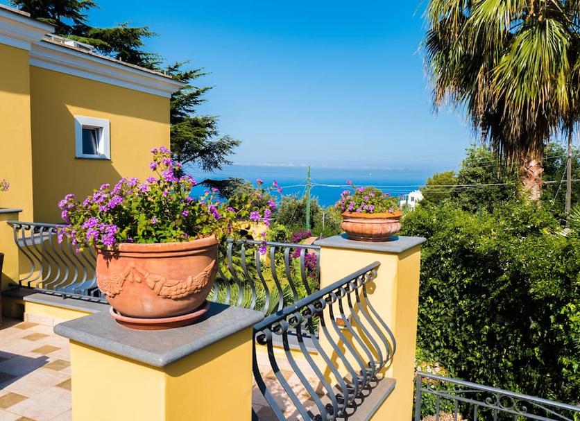 Balcony Photo