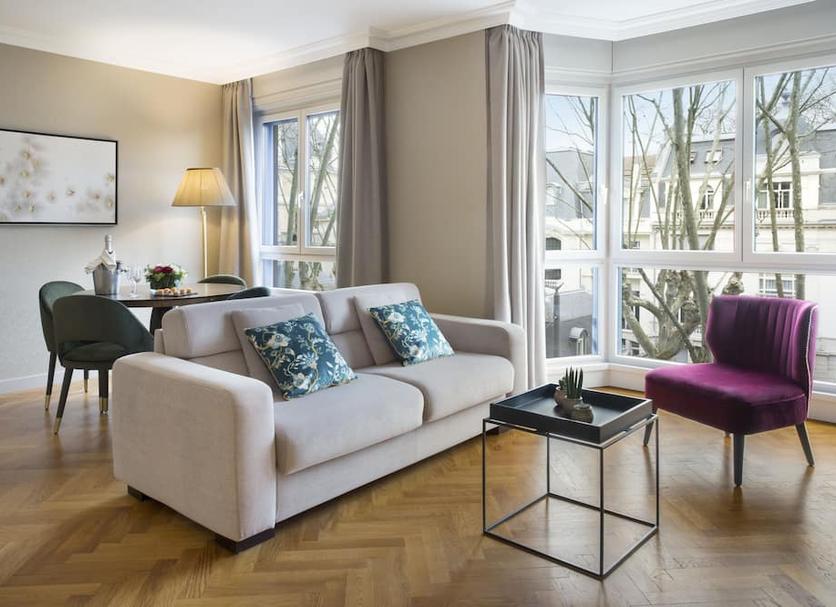 Living room Photo