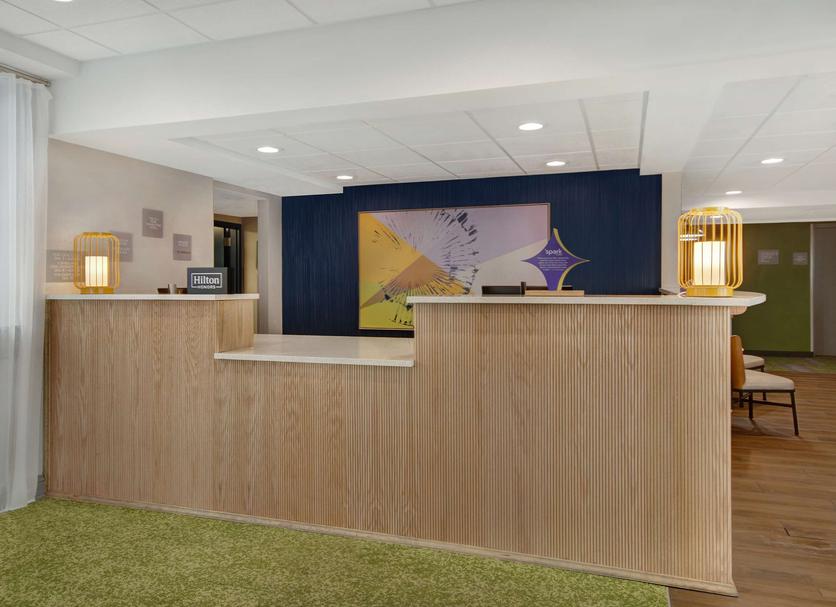 Front desk Photo