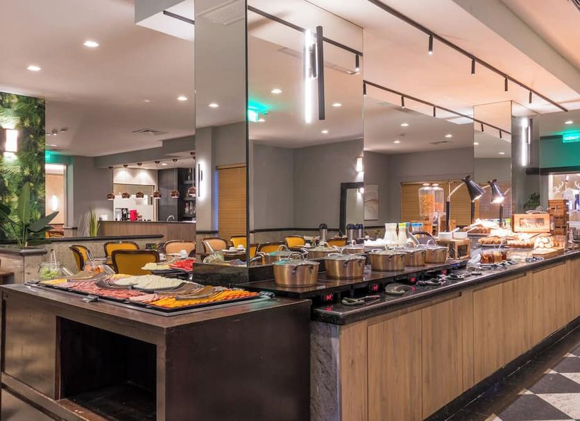 Buffet Photo