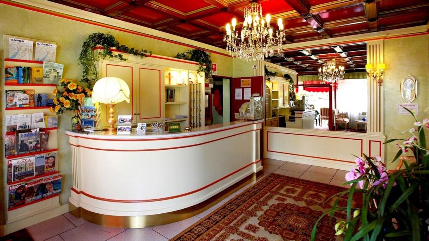 Hotel Benaco