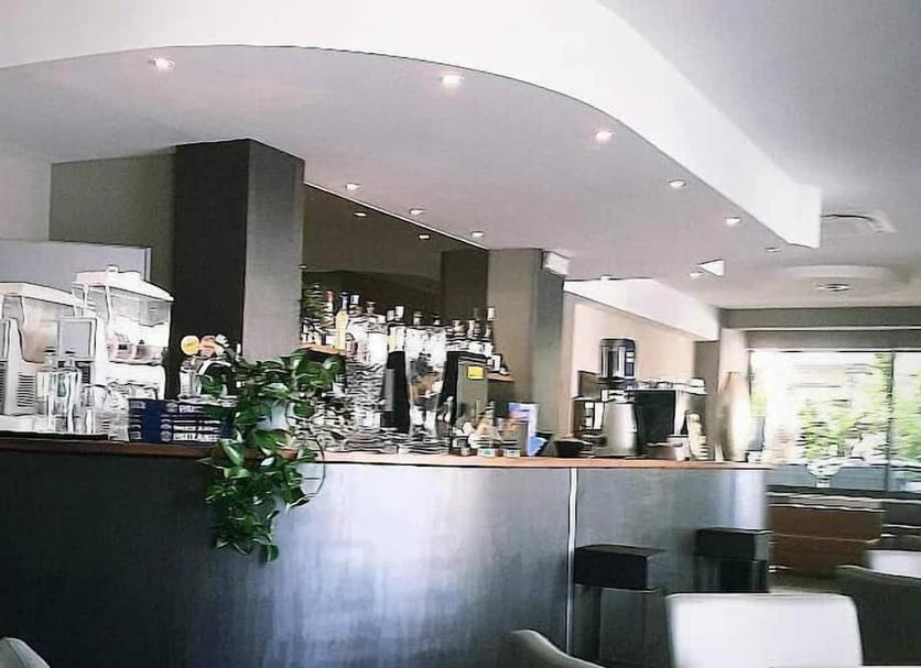 Bar Photo
