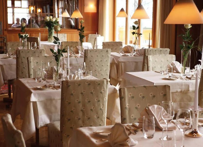 Banquet hall Photo