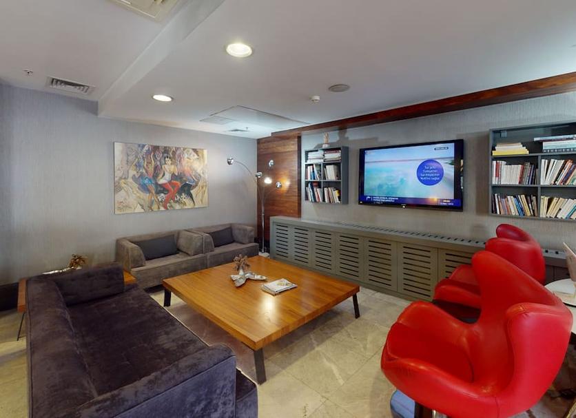 Lounge Photo