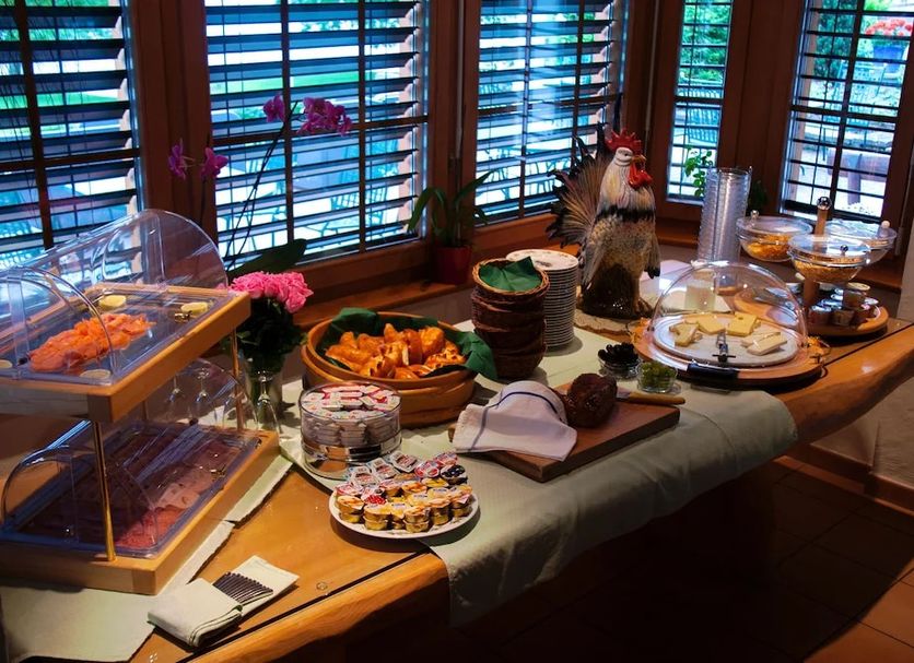 Buffet Photo