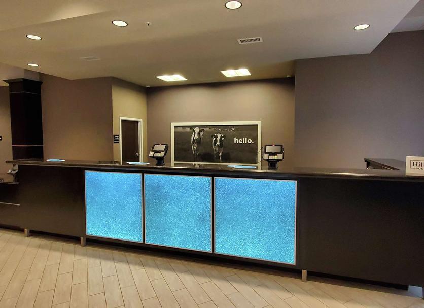 Front desk Photo