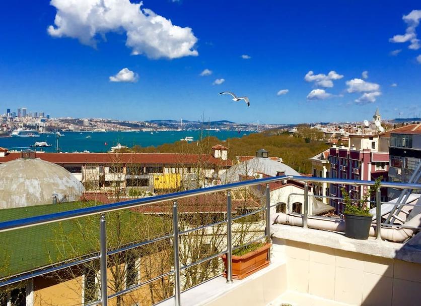 Balcony Photo