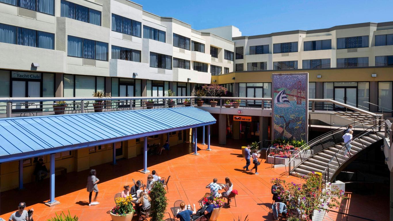 Courtyard by Marriott Fishermans Wharf