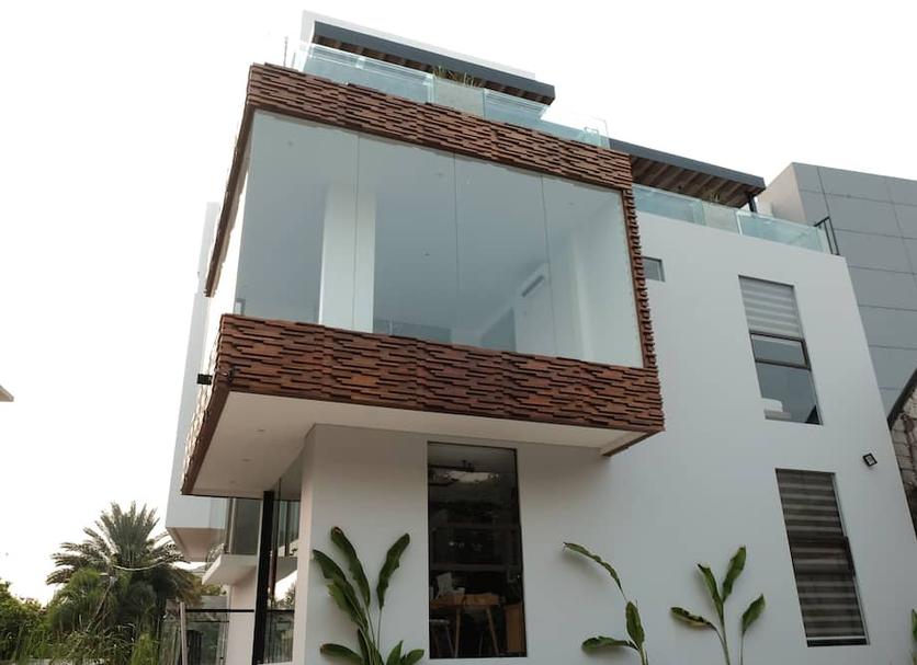 Building Photo
