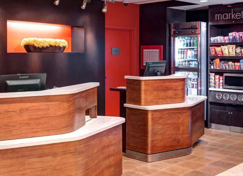 Front desk Photo