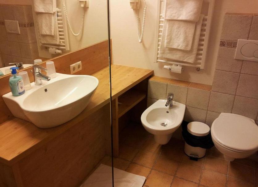 Bathroom Photo