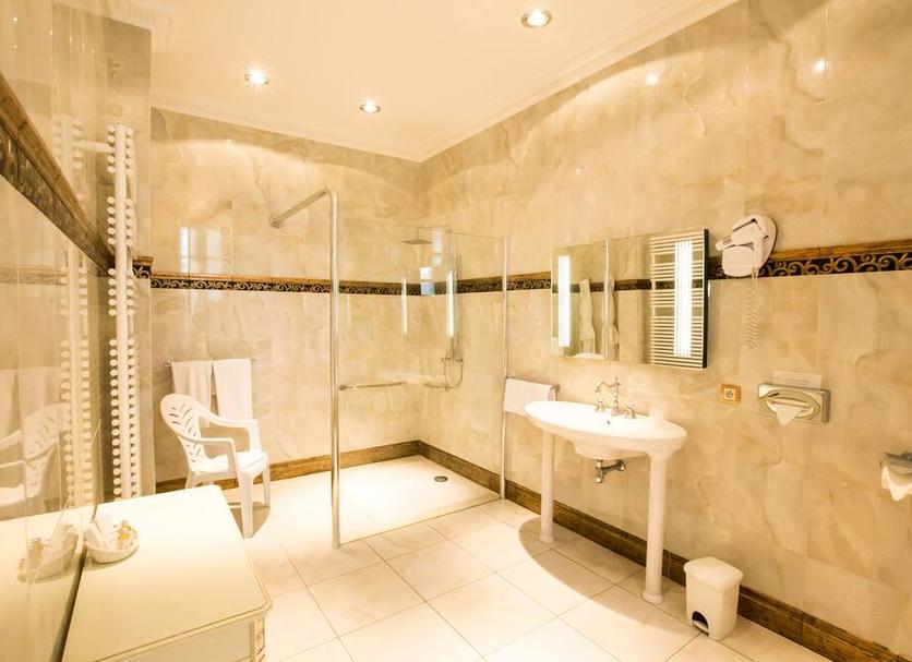 Bathroom Photo