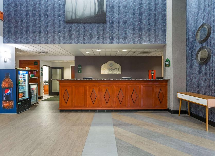 Front desk Photo