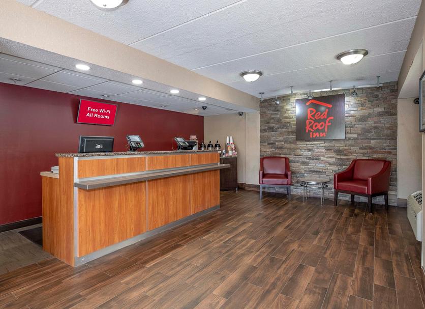 Front desk Photo